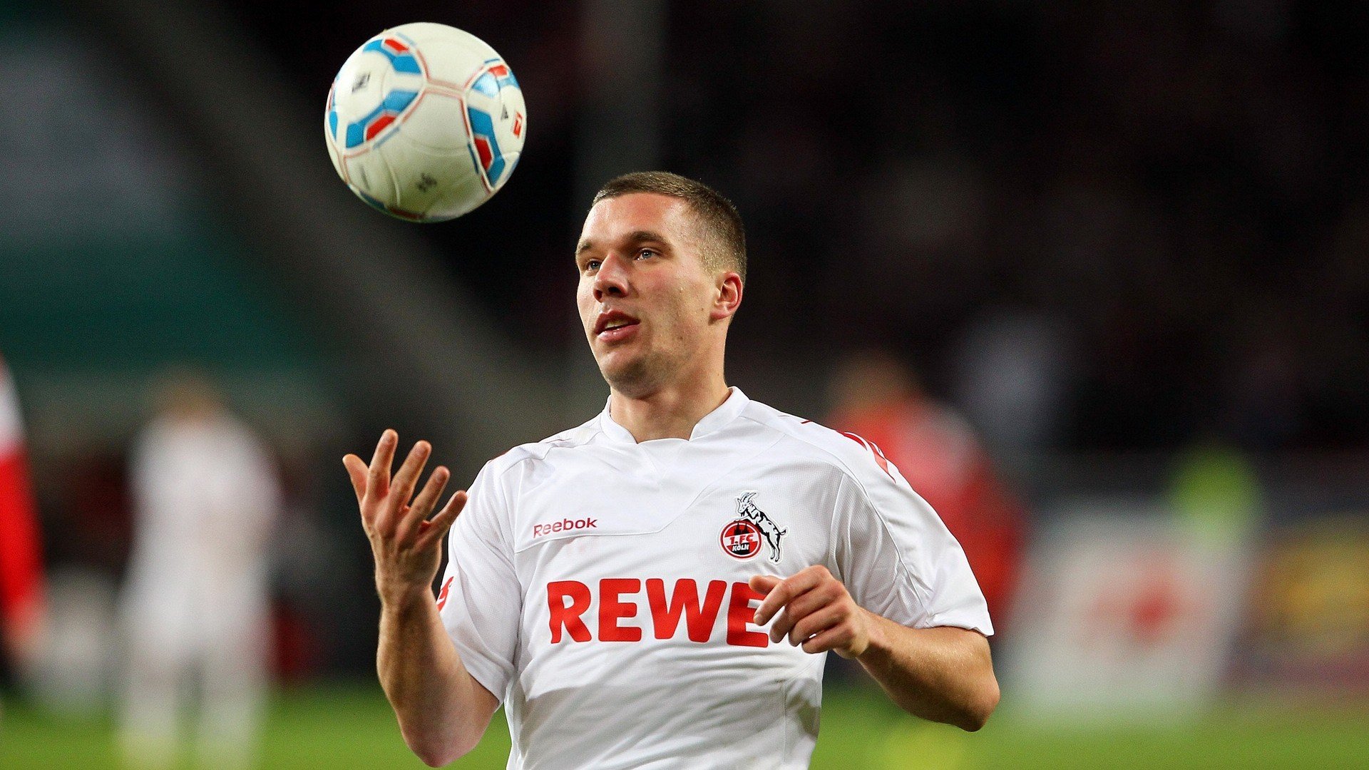 阿圭罗封神夜，当尼斯铁骑踏碎日本武士的樱花梦